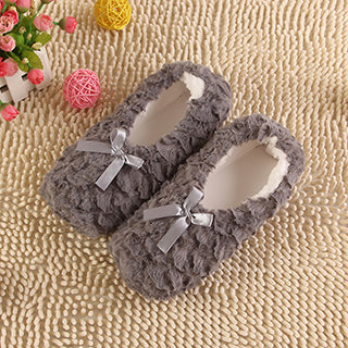 Warm and Soft Indoor Slippers